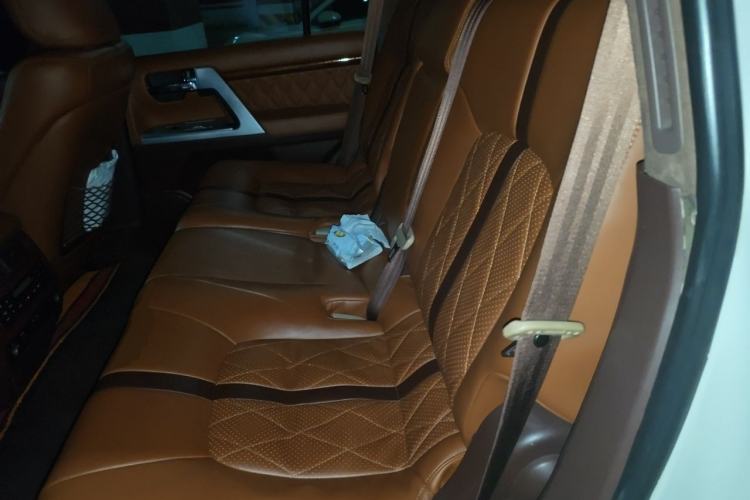 Used Toyota Land Cruiser 2012 4.6L Automatic VX-R Left Rear Seat