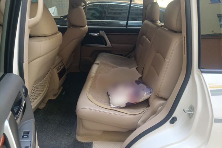 Used Toyota Land Cruiser 2012 4.0L Automatic VX Left Rear Seat