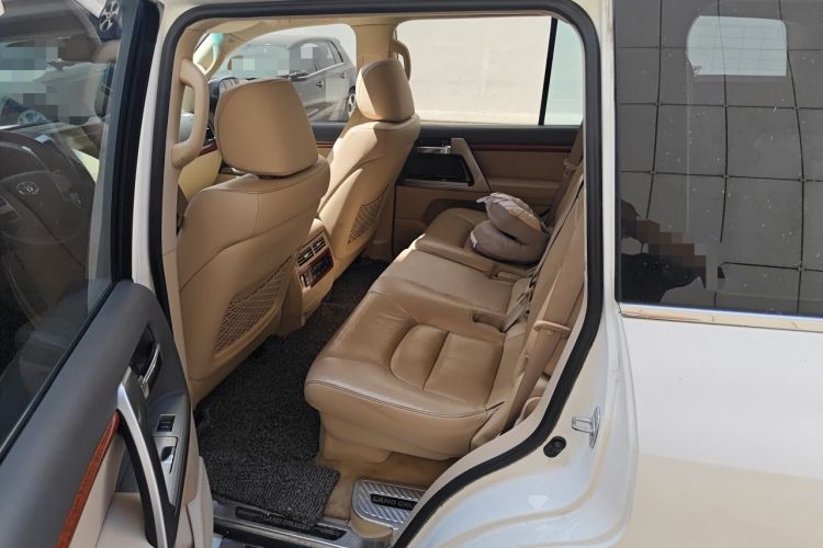 Used Toyota Land Cruiser 2012 4.0L Automatic VX Left Rear Seat