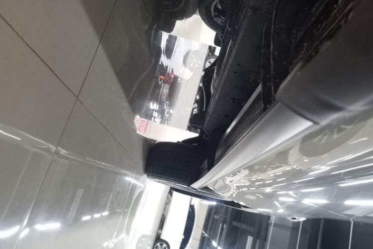 Used Toyota Land Cruiser 2012 4.0L Automatic VX Left Side Sill