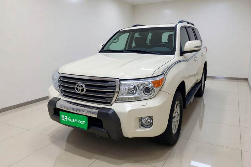 Toyota Land Cruiser 2012