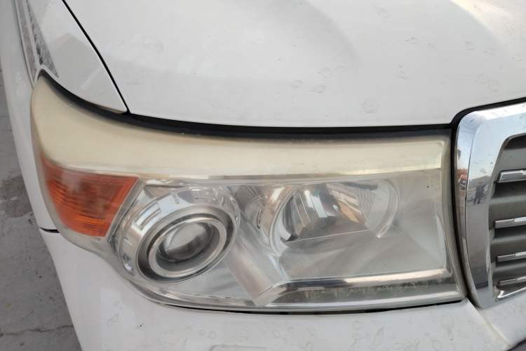 Used Toyota Land Cruiser 2012 4.0L Automatic VX Right Front Headlight