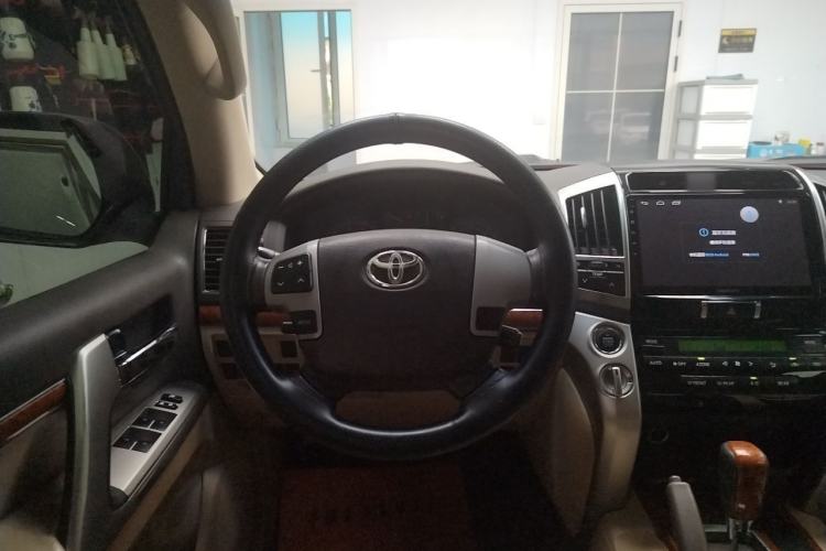 Used Toyota Land Cruiser 2012 4.0L Automatic VX Steering Wheel