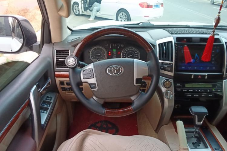 Used Toyota Land Cruiser 2012 4.0L Automatic VX Steering Wheel