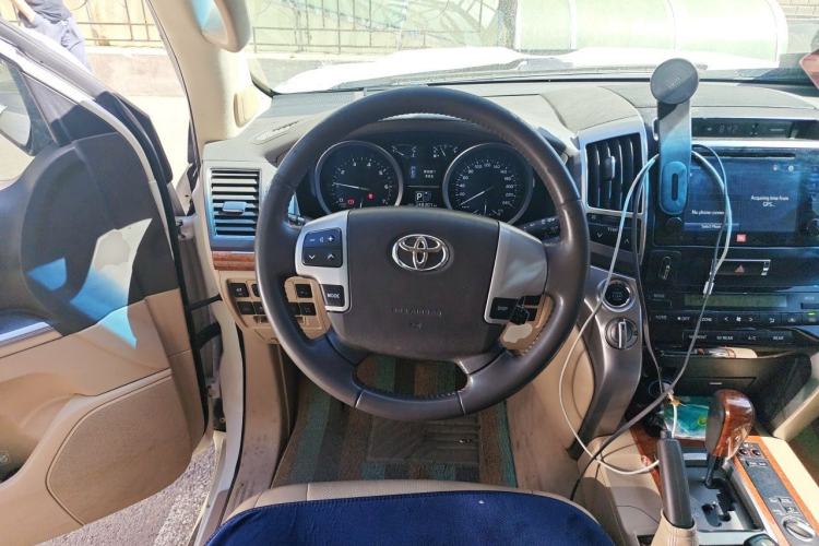 Used Toyota Land Cruiser 2012 4.6L Automatic VX Steering Wheel