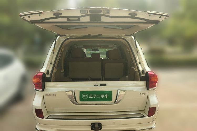 Used Toyota Land Cruiser 2012 4.0L Automatic VX Trunk