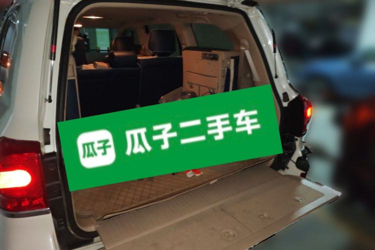 Used Toyota Land Cruiser  Trunk