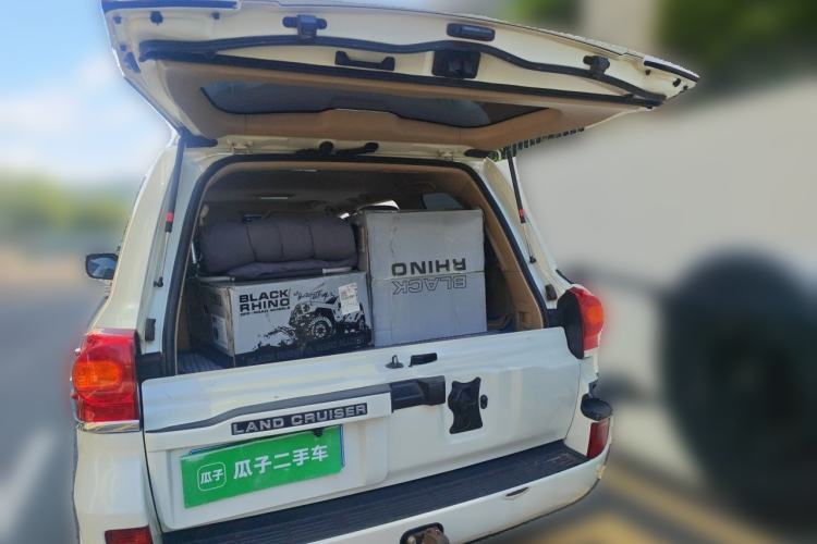 Used Toyota Land Cruiser  Trunk