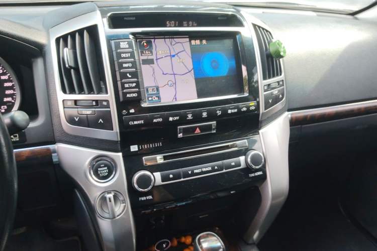 Used Toyota Land Cruiser  Audio And AC Panel