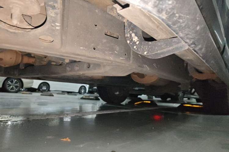 Used Toyota Land Cruiser  Chassis Front Left
