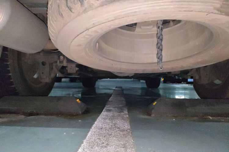 Used Toyota Land Cruiser  Chassis Rear
