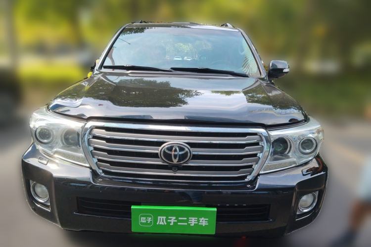 Used Toyota Land Cruiser  Front