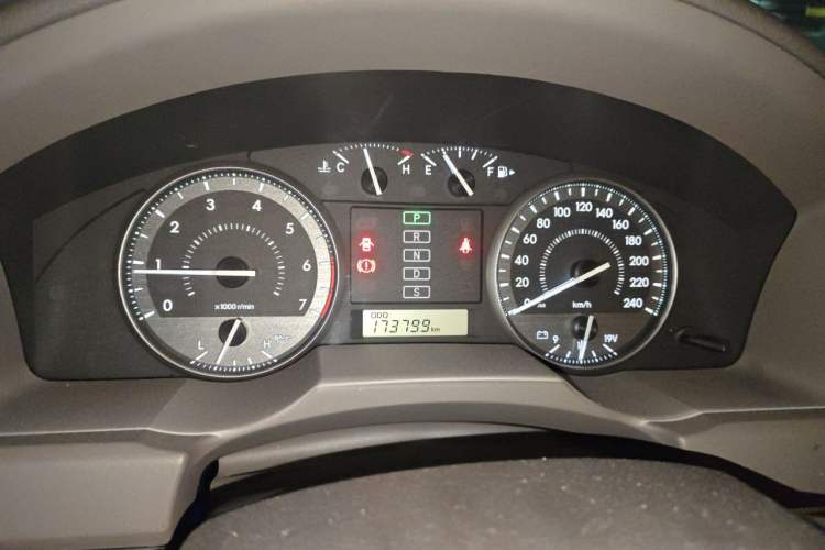 Used Toyota Land Cruiser  Instrument Cluster