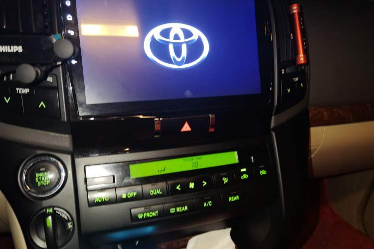Used Toyota Land Cruiser  Audio And AC Panel