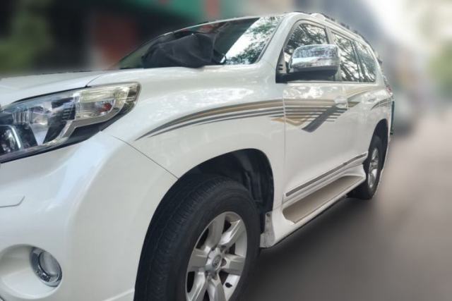 Ojetý Toyota Land Cruiser 2013 Model, 2.7L, Middle East Specification, 7-Seater