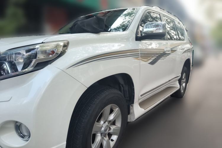 Toyota Land Cruiser 2013 Model, 2.7L, Middle East Specification, 7-Seater usado Guazi used car, China used car export, Used car for sale, Used cars, Cheapest cars for sale