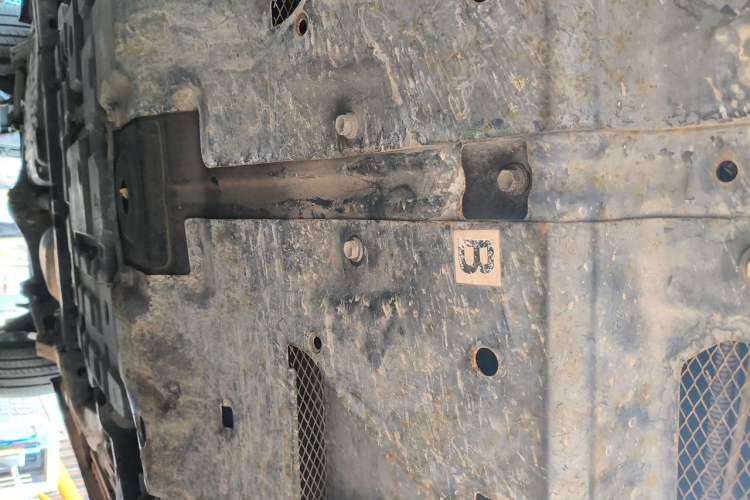 Used Toyota Land Cruiser 2013 4000 Middle East Version Chassis Front