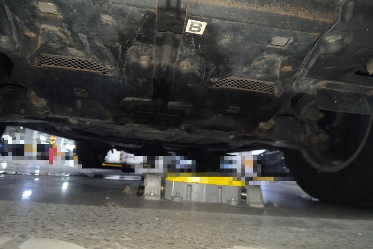 Used Toyota Land Cruiser  Chassis Front