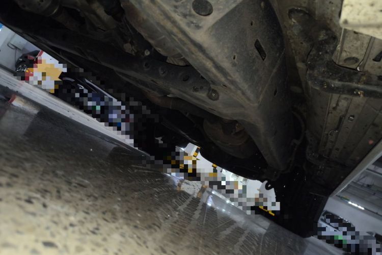 Used Toyota Land Cruiser  Chassis Front Left