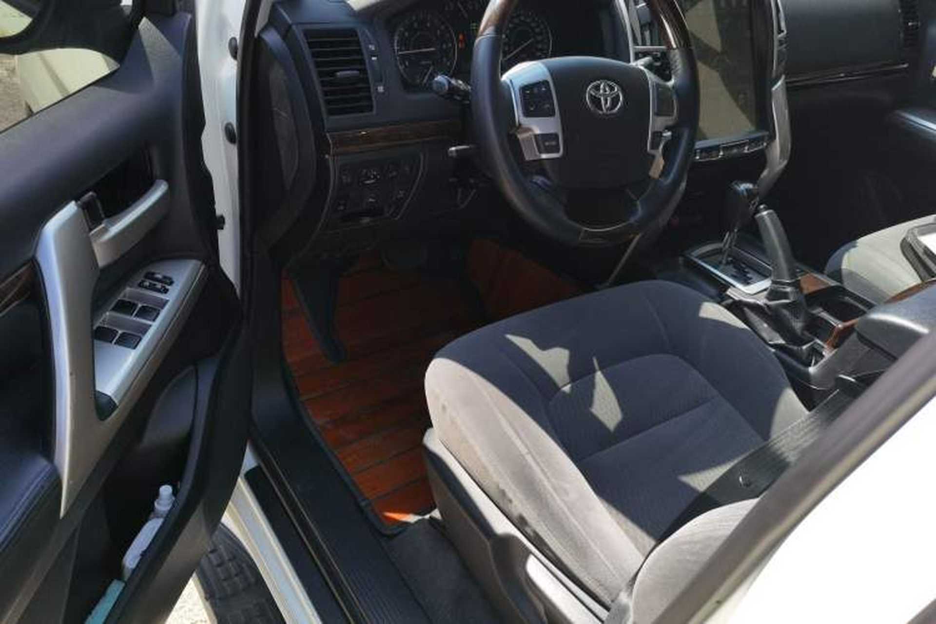 Used Toyota Land Cruiser  Driver Seat