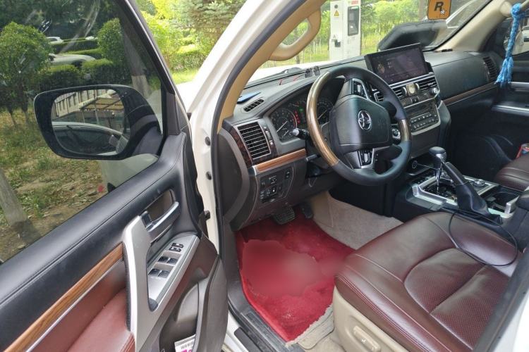 Used Toyota Land Cruiser  Driver Seat