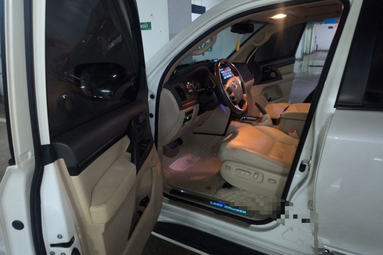 Used Toyota Land Cruiser  Driver Seat