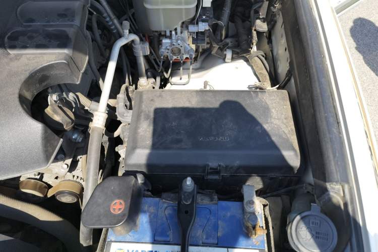 Used Toyota Land Cruiser  Engine Bay Left
