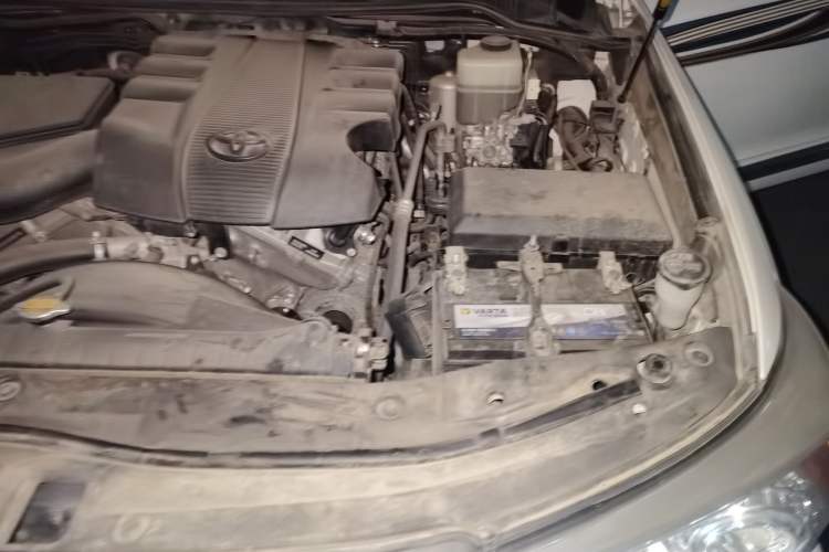 Used Toyota Land Cruiser  Engine Bay Left