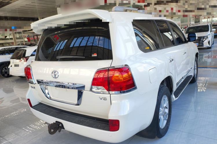 Used Toyota Land Cruiser 2013 4.0L GX-R Middle East Edition Exterior 5