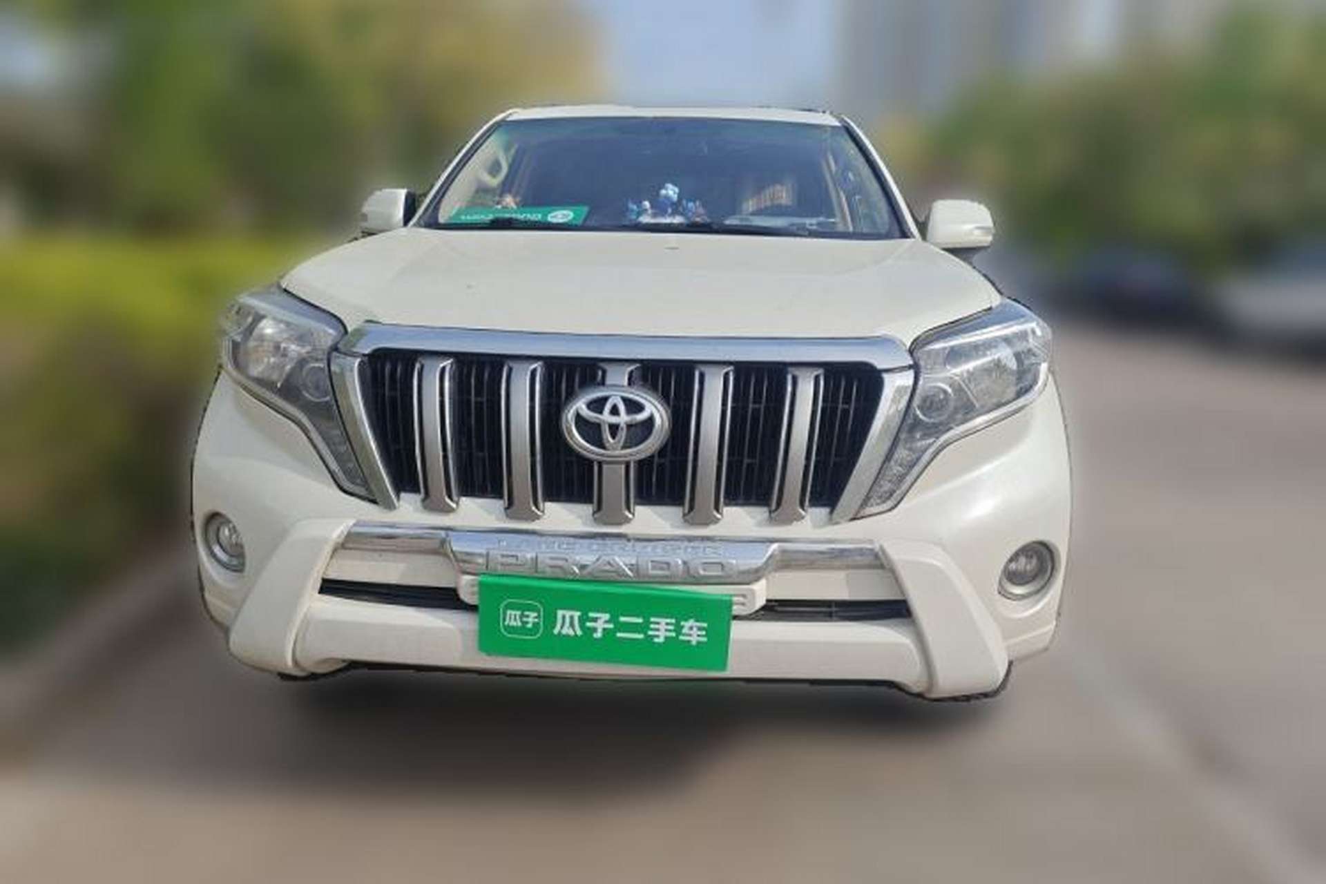 Used Toyota Land Cruiser  Front