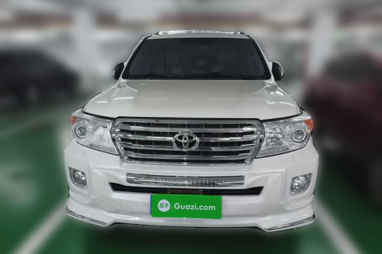 Used Toyota Land Cruiser  Front
