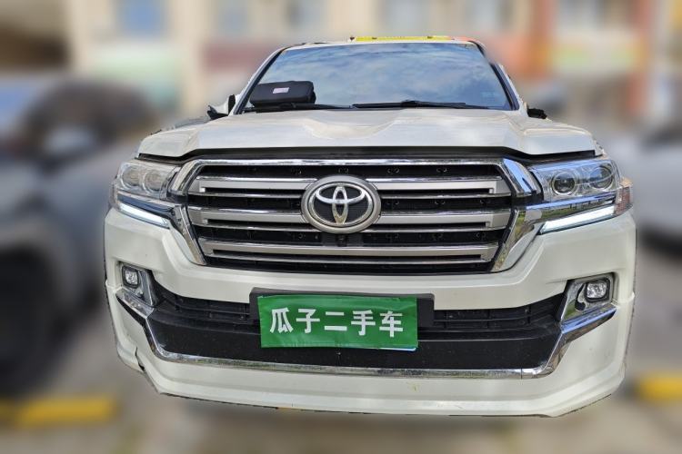 Used Toyota Land Cruiser  Front