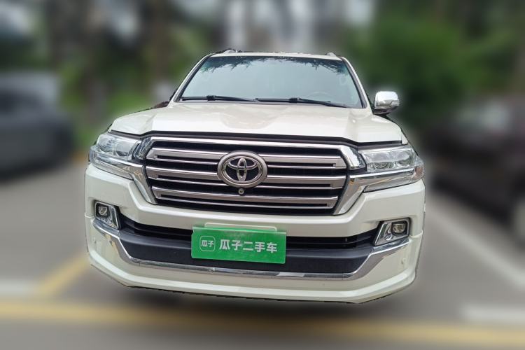 Used Toyota Land Cruiser 2013 5700 Middle East Version Front