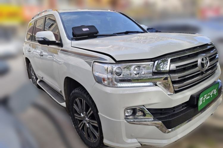 Used Toyota Land Cruiser  Front Right 45 Deg