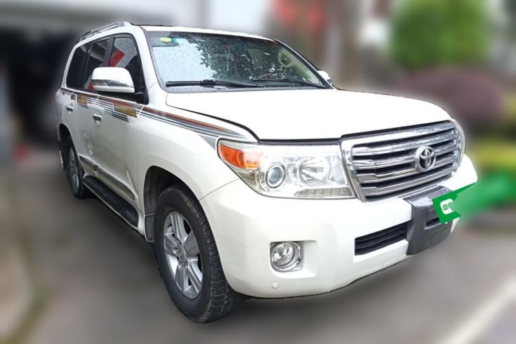 Used Toyota Land Cruiser 2013 4000 Middle East Version Front Right 45 Deg