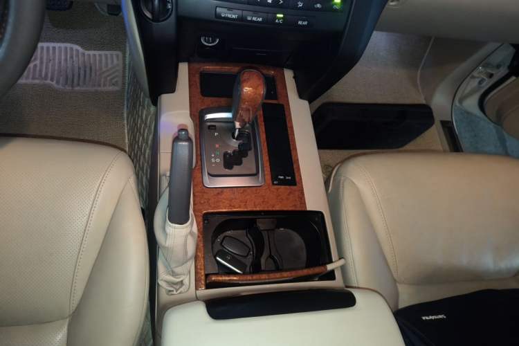 Used Toyota Land Cruiser  Gear Lever