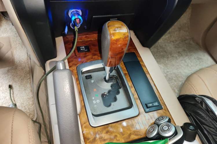 Used Toyota Land Cruiser  Gear Lever