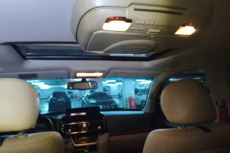 Used Toyota Land Cruiser  Headliner
