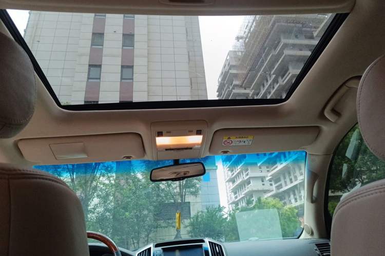 Used Toyota Land Cruiser 2013 5700 Middle East Version Headliner