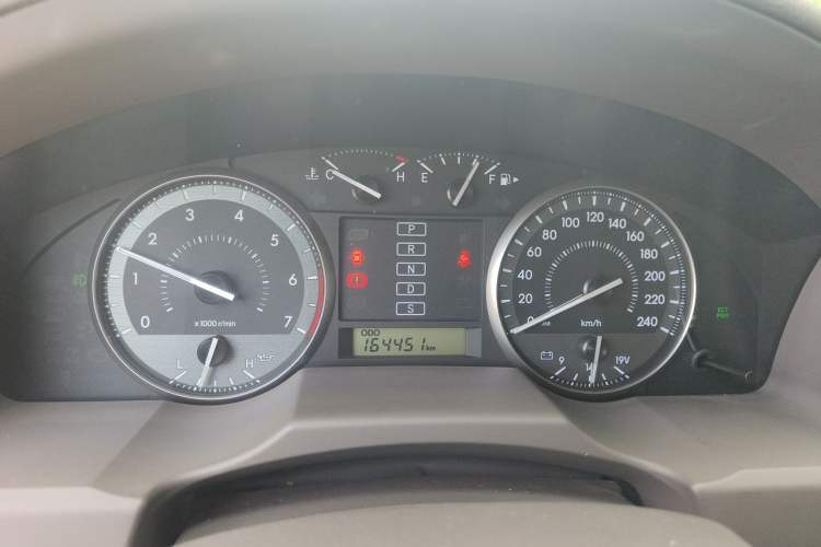 Used Toyota Land Cruiser  Instrument Cluster
