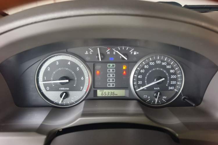 Used Toyota Land Cruiser  Instrument Cluster