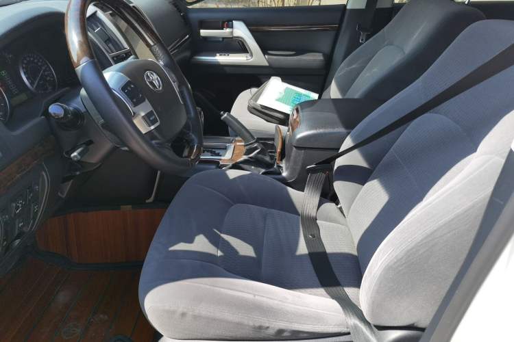 Used Toyota Land Cruiser  Left Front Seat