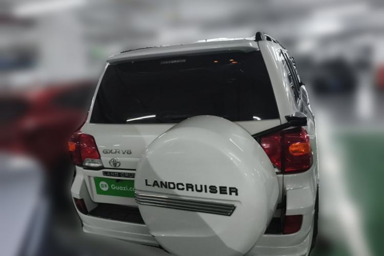 Used Toyota Land Cruiser  Rear
