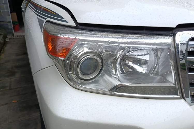 Used Toyota Land Cruiser 2013 4000 Middle East Version Right Front Headlight