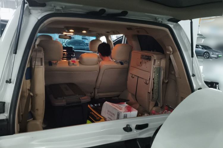 Used Toyota Land Cruiser  Trunk