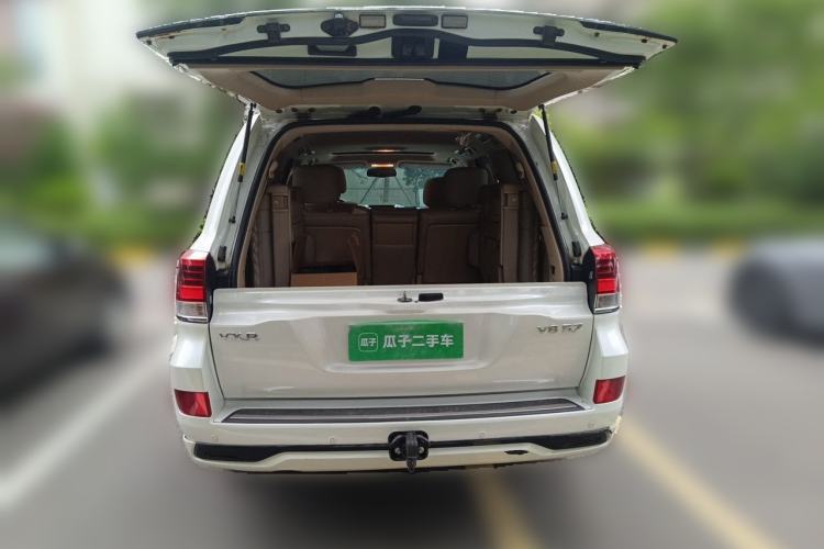 Used Toyota Land Cruiser 2013 5700 Middle East Version Trunk