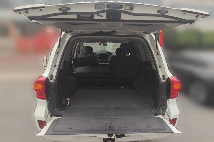 Used Toyota Land Cruiser  Trunk