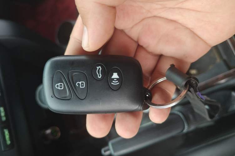 Used Toyota Land Cruiser  Vehicle Key
