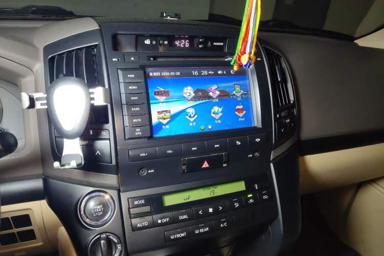 Used Toyota Land Cruiser  Audio And AC Panel