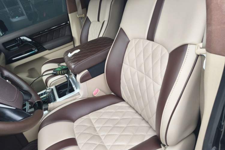 Used Toyota Land Cruiser  Left Front Seat